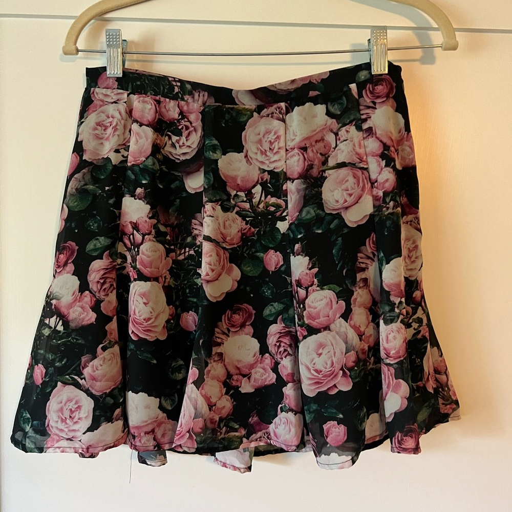 Show me your mumu skirt